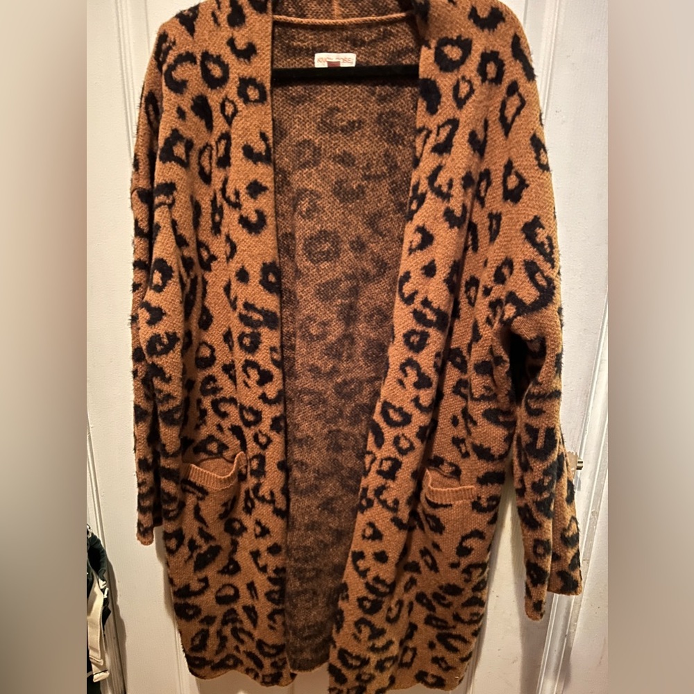 Leopard/cheetah print cardigan